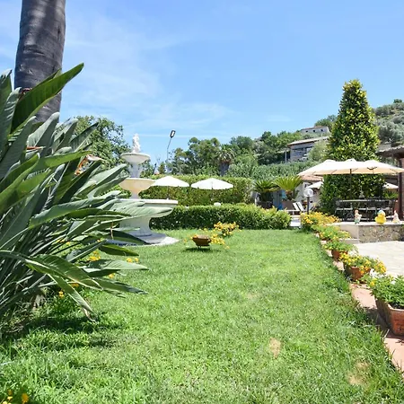 Awesome In Apartamento Castellabate